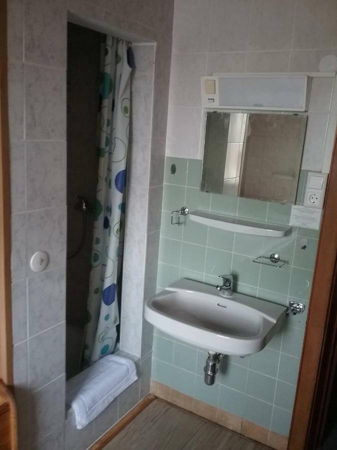 קייזרסלאוטרן See Lord Hotel מראה חיצוני תמונה